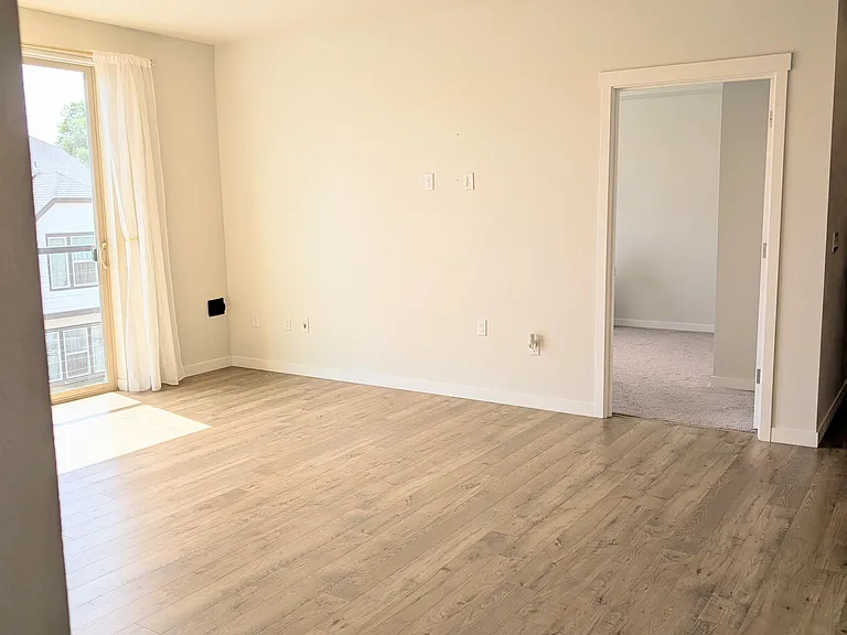 11715 SW Valencia Ln #306 — Photo 13