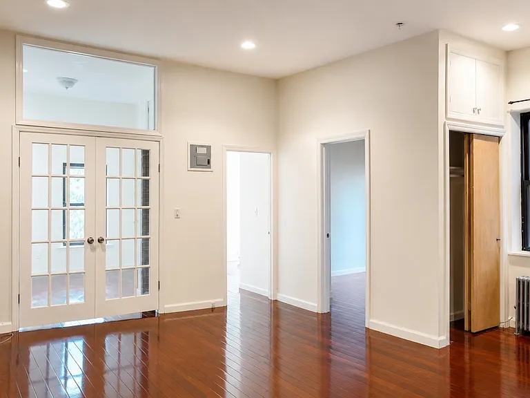 115 Carlton Ave #2F — Photo 2