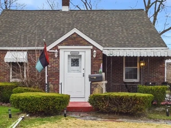 4305 Union Rd, Cheektowaga, NY 14225