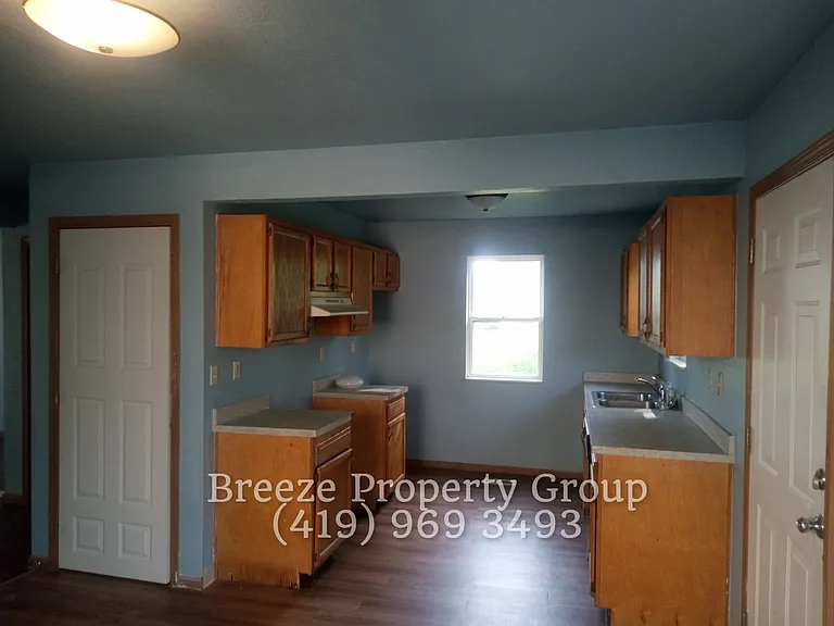 1449 N Huron St — Photo 5