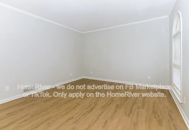 206 Leigh Dr — Photo 13