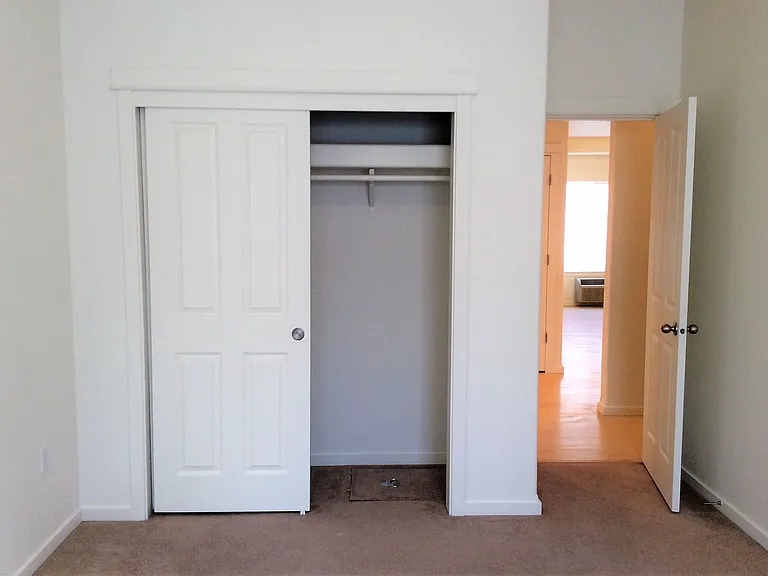 2210 Jakob Ave — Photo 18