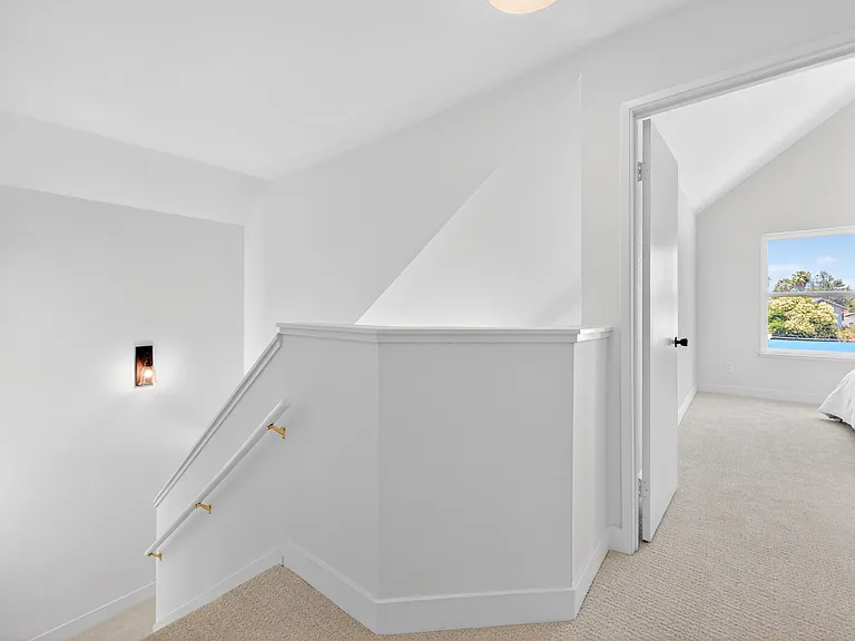 726 Buena Vista Pl — Photo 7