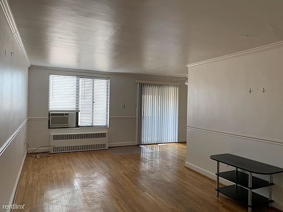 4th image of 1587 N Colonial Ter APT 403