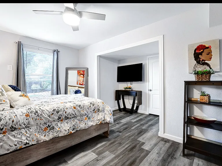 425 Parland Pl #423 — Photo 16