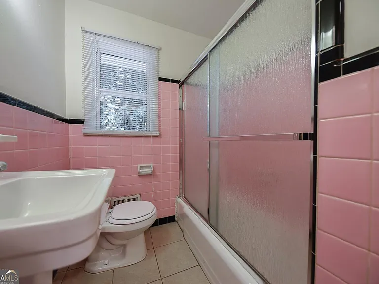 105 Whitehead Ter E — Photo 13
