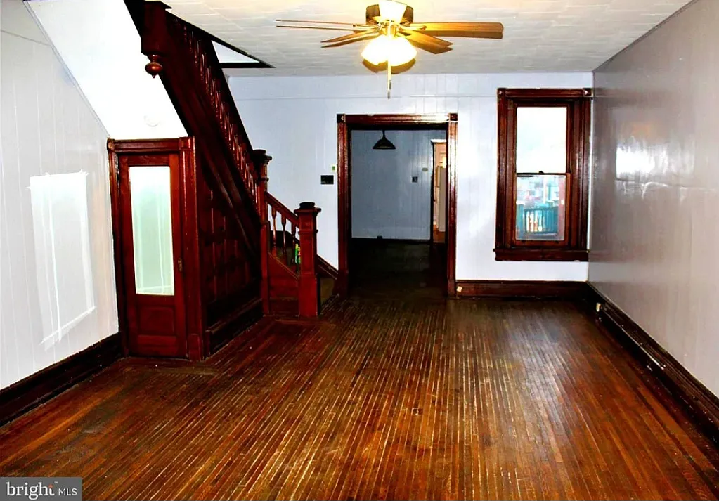 5 bed, 1.5 bath, 2197 sqft, $1,950 — Photo 4