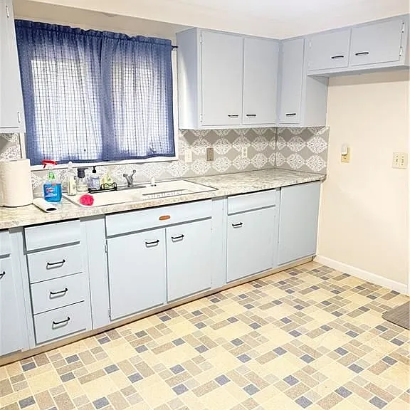 121 Greenwich Ave — Photo 6