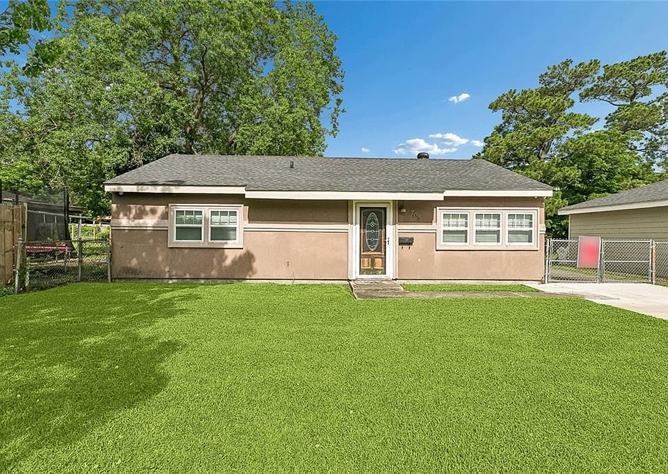 1st image of 705 Huntlee Dr