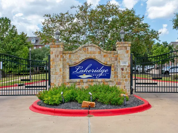 1198 Jones Butler Rd APT 1904, College Station, TX 77840