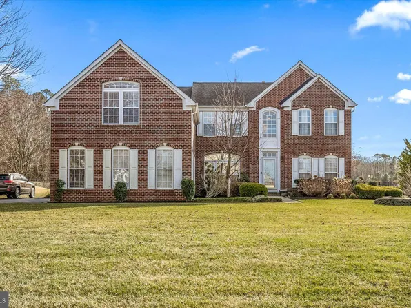 11735 Winding Creek Dr, Berlin, MD 21811