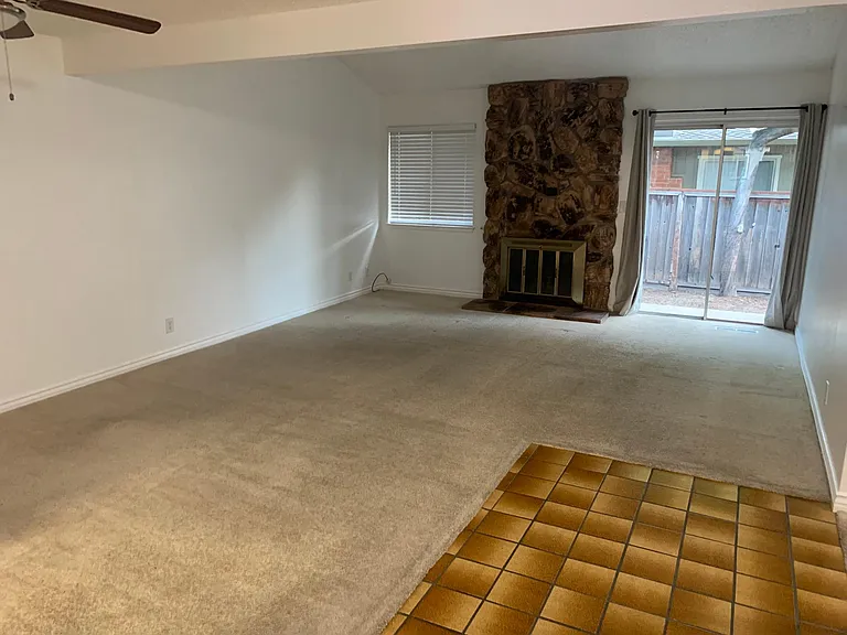 1277 E Fremont Ter — Photo 2