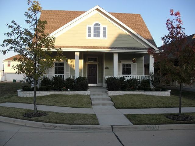 1st image of 1420 Live Oak Ln