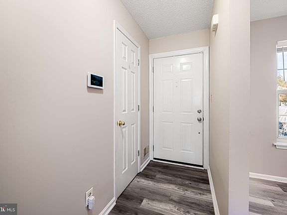 5th image of 1405 Golden Rod Ct #1405