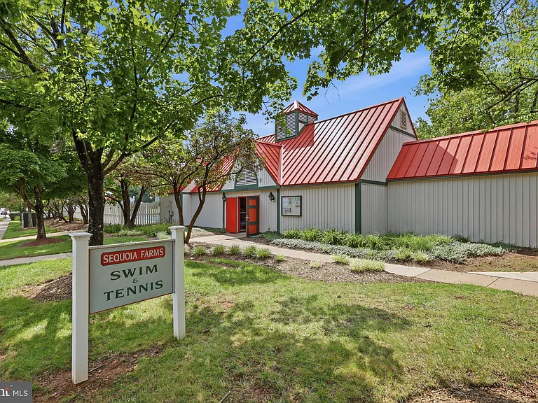 5406 Sequoia Farms Dr — Photo 23