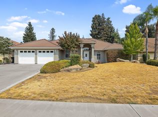 2920 S Johnson St, Visalia, CA 93277