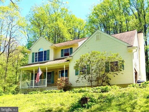 802 Hollow Rd, Delta, PA 17314