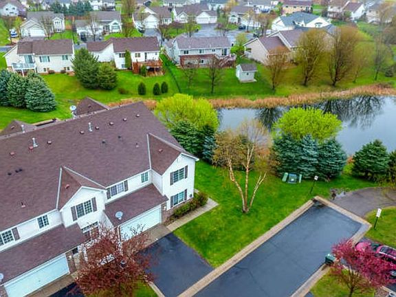 3rd image of 729 Tamarack Trl