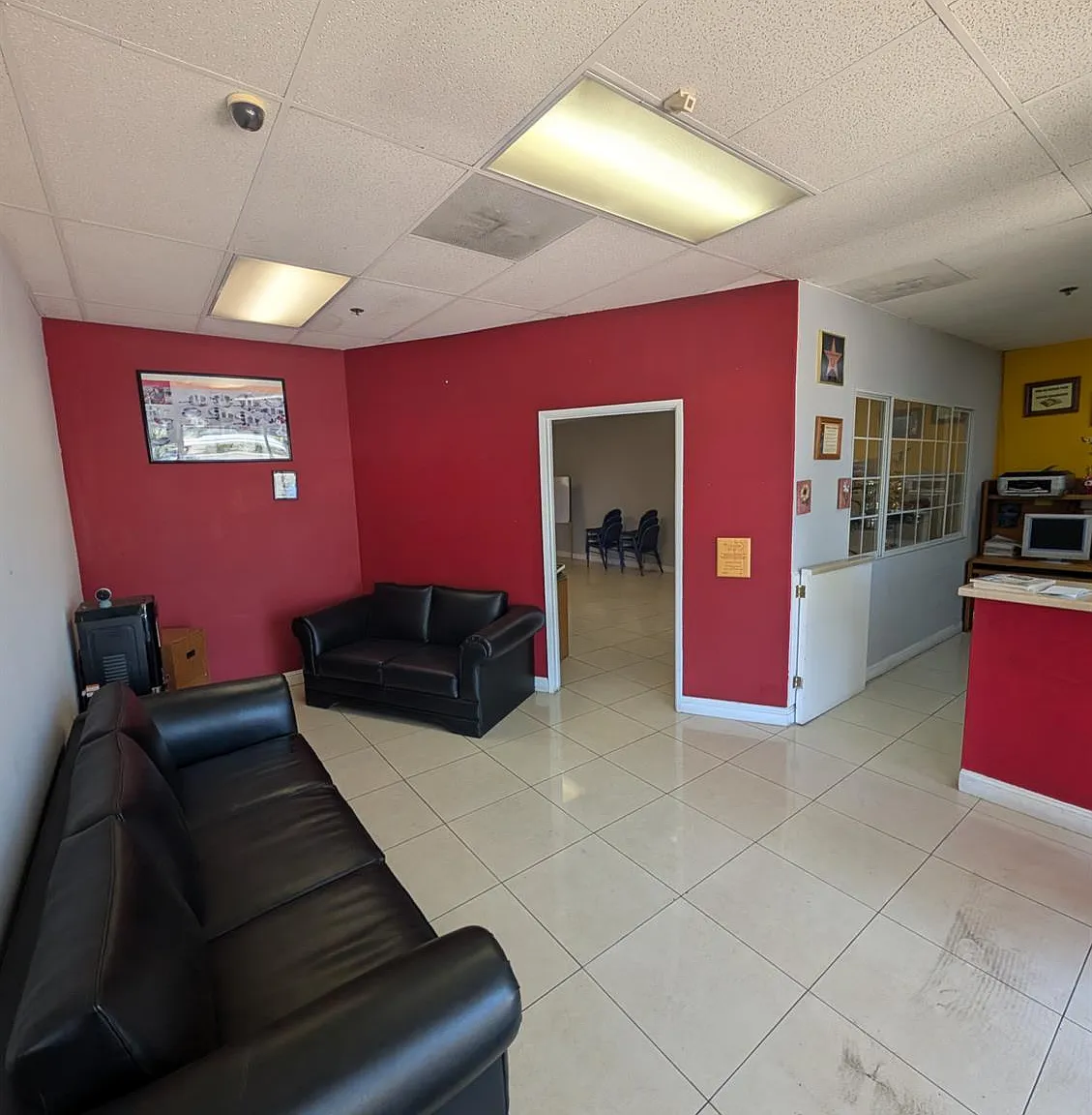 4672 West Jennifer Avenue - 1 — Photo 4