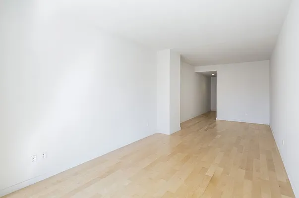 Rented by The Moinian Group | media 11