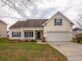 4222 Shadetree Dr, Winston Salem, NC 27107