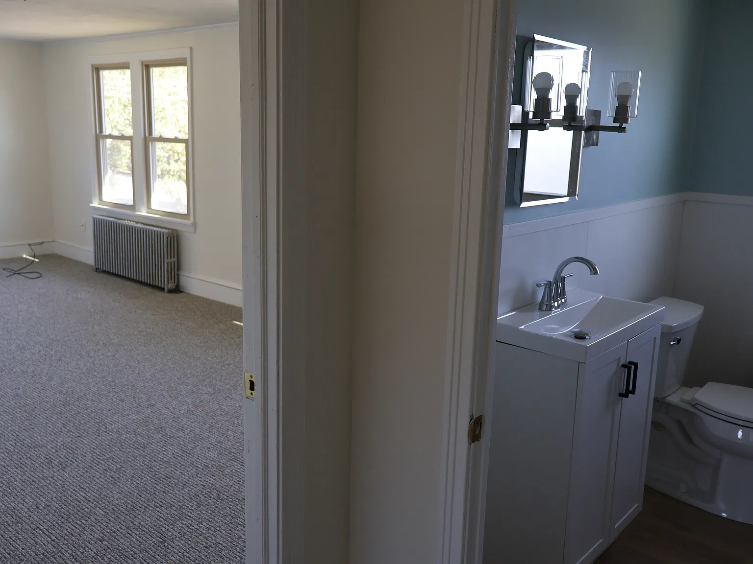 105 Bennett Ave — Photo 4