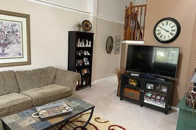 4183 Eastlake Dr — Photo 4