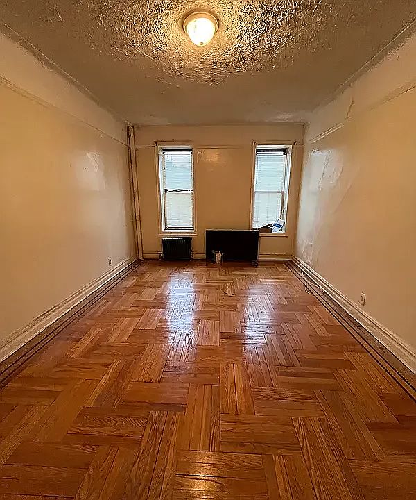 1st image of 79 Avenue O APT D1