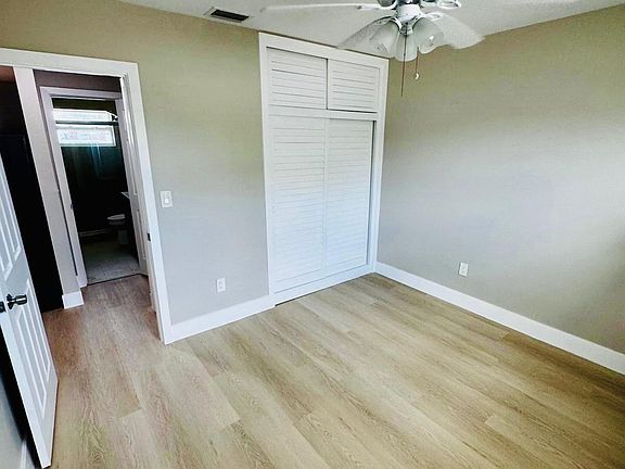 4th image of 3701 NW 4th Ave #2