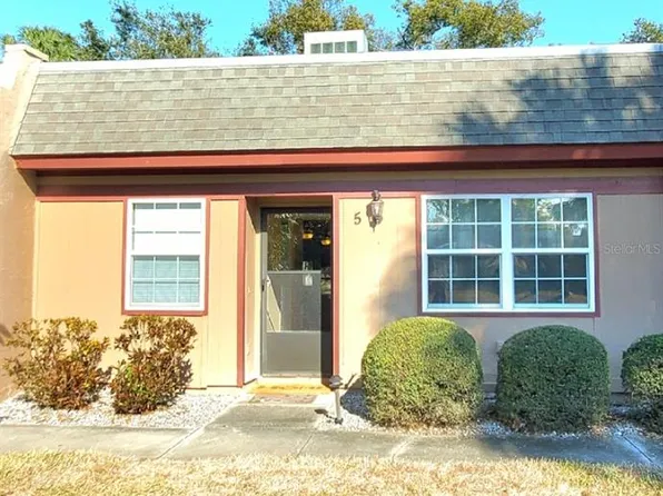 11204 Pembridge Ct APT 5, Port Richey, FL 34668