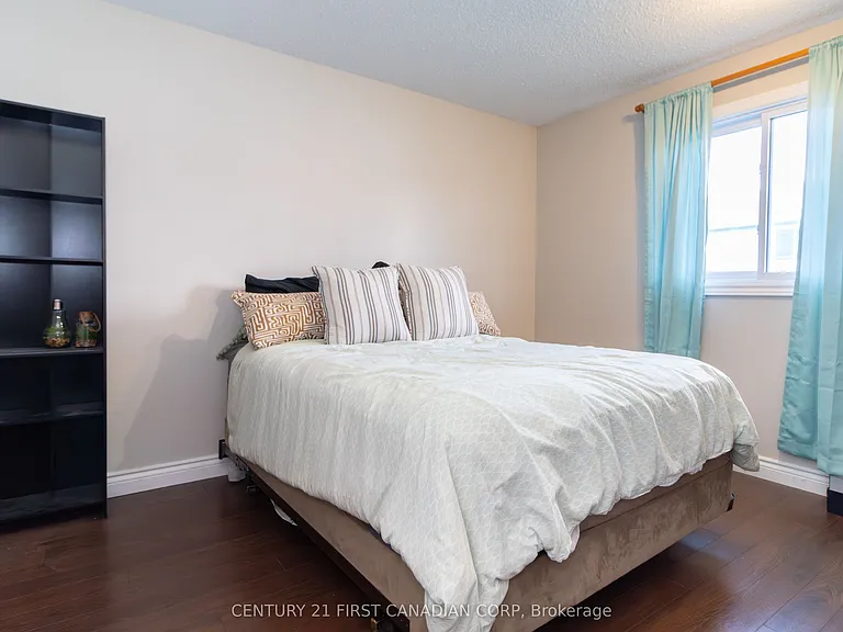 120 Centre St #101 — Photo 13