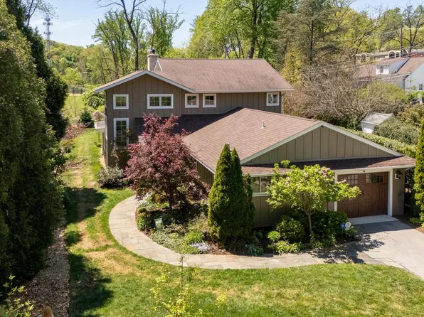 580 Sinkler Dr, Wayne, PA 19087