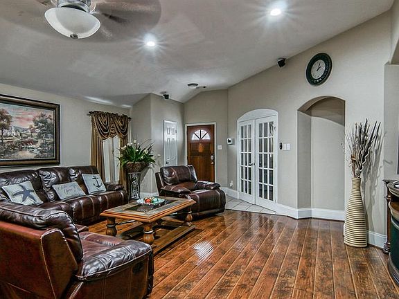 5th image of 22207 Bellow Glen Dr