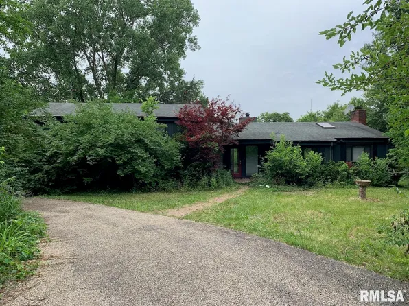 9921 W Indian Ridge Ct, Edwards, IL 61528
