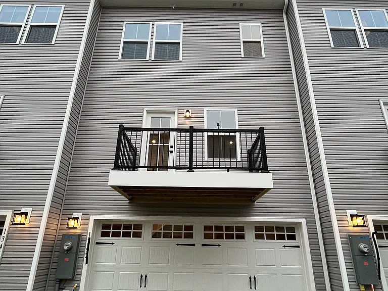 1342 Newell Towns Ln — Photo 2