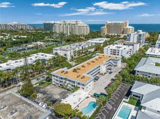 240 Galen Dr APT 108, Key Biscayne, FL 33149