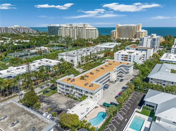 240 Galen Dr APT 108, Key Biscayne, FL 33149