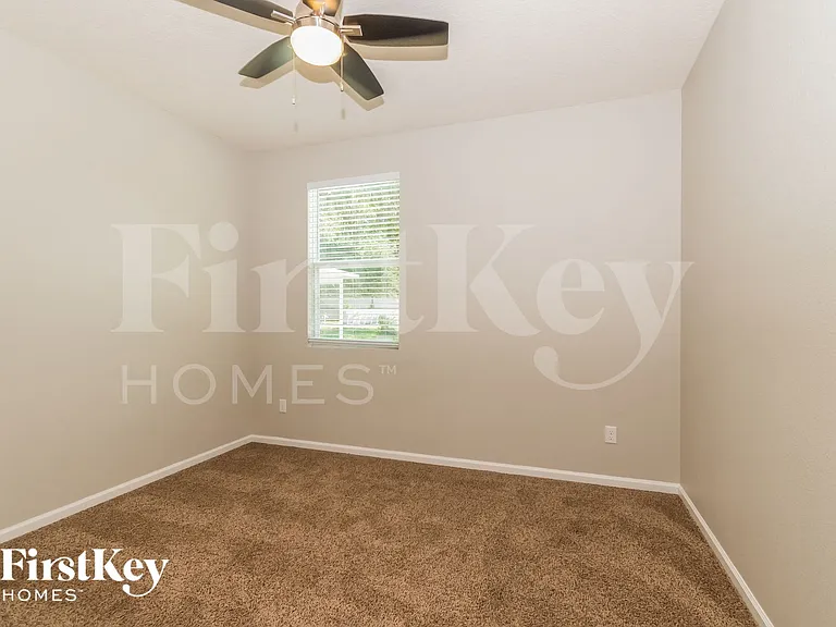 8058 Brothers Walk Ln — Photo 6