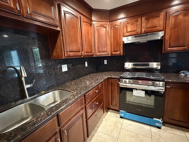 301 W El Camino Ave #4 — Photo 3