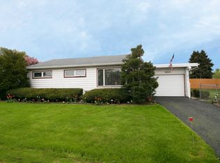 417 Edison Ave, Aurora, IL 60505