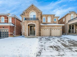 22 Woodhouse St, Hamilton, ON L9K0H2