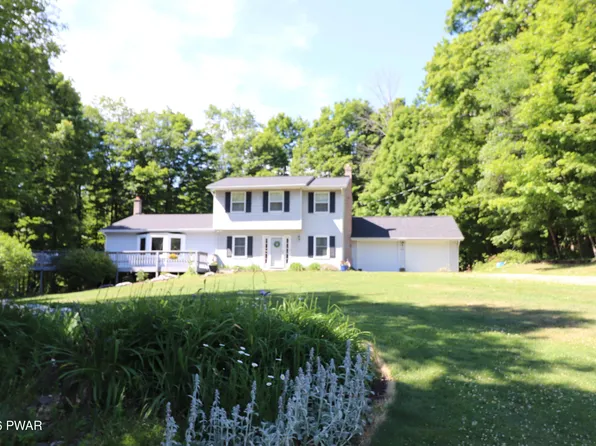 131B Hilltop Rd, Newfoundland, PA 18445