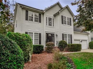 5813 Downfield Wood Dr, Charlotte, NC 28269