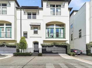 8834 Lakeshore Bend Dr, Houston, TX 77080