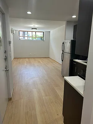 Rented by FAR Property Management | media 7