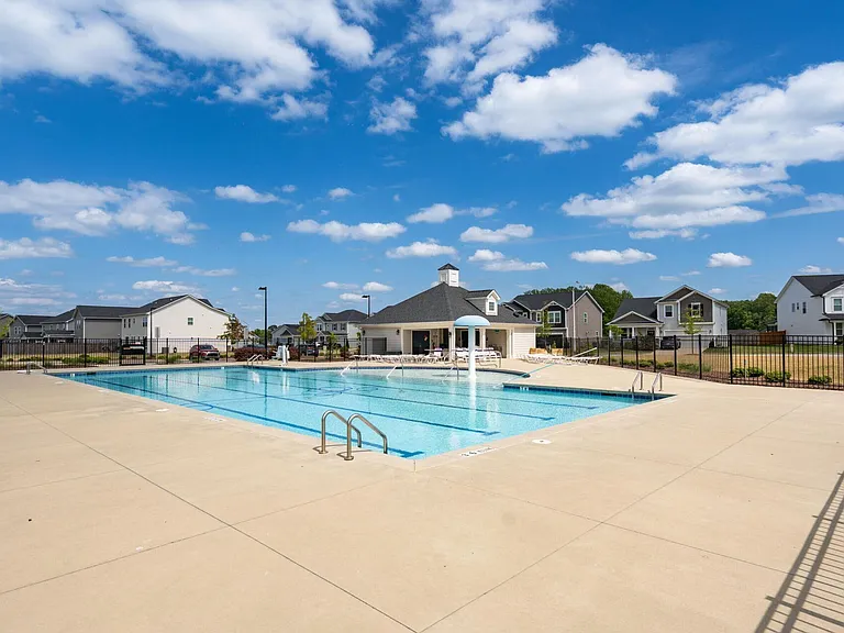 913 Briar Gate Dr — Photo 44