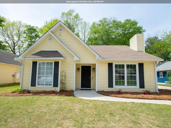 1934 Gallant Fox Dr, Helena, AL 35080