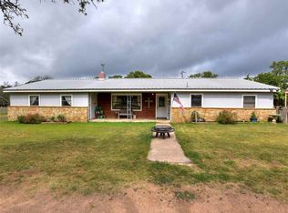 208 Steffey Ln, Burnet, TX 78611