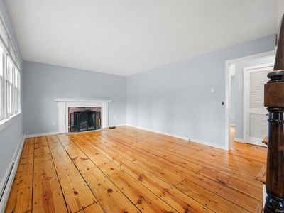 11 Glenwood Park South, New London, CT, 06320