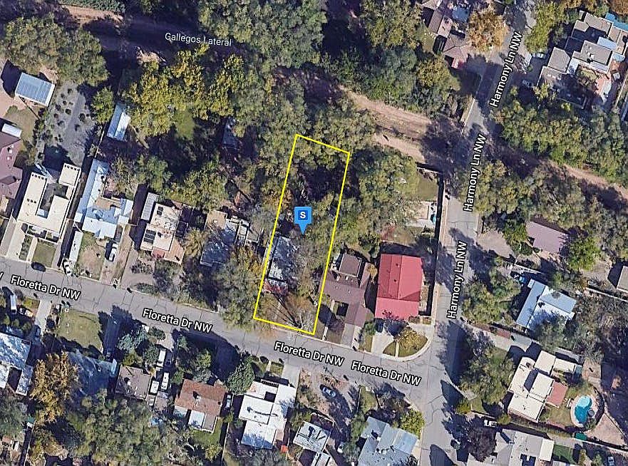 2nd image of 815 Floretta Dr NW